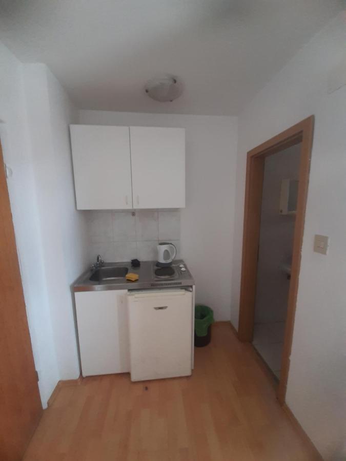 Milunovic Apartmani Makarska Exterior foto