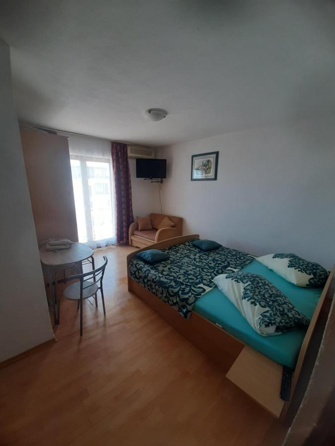 Milunovic Apartmani Makarska Exterior foto